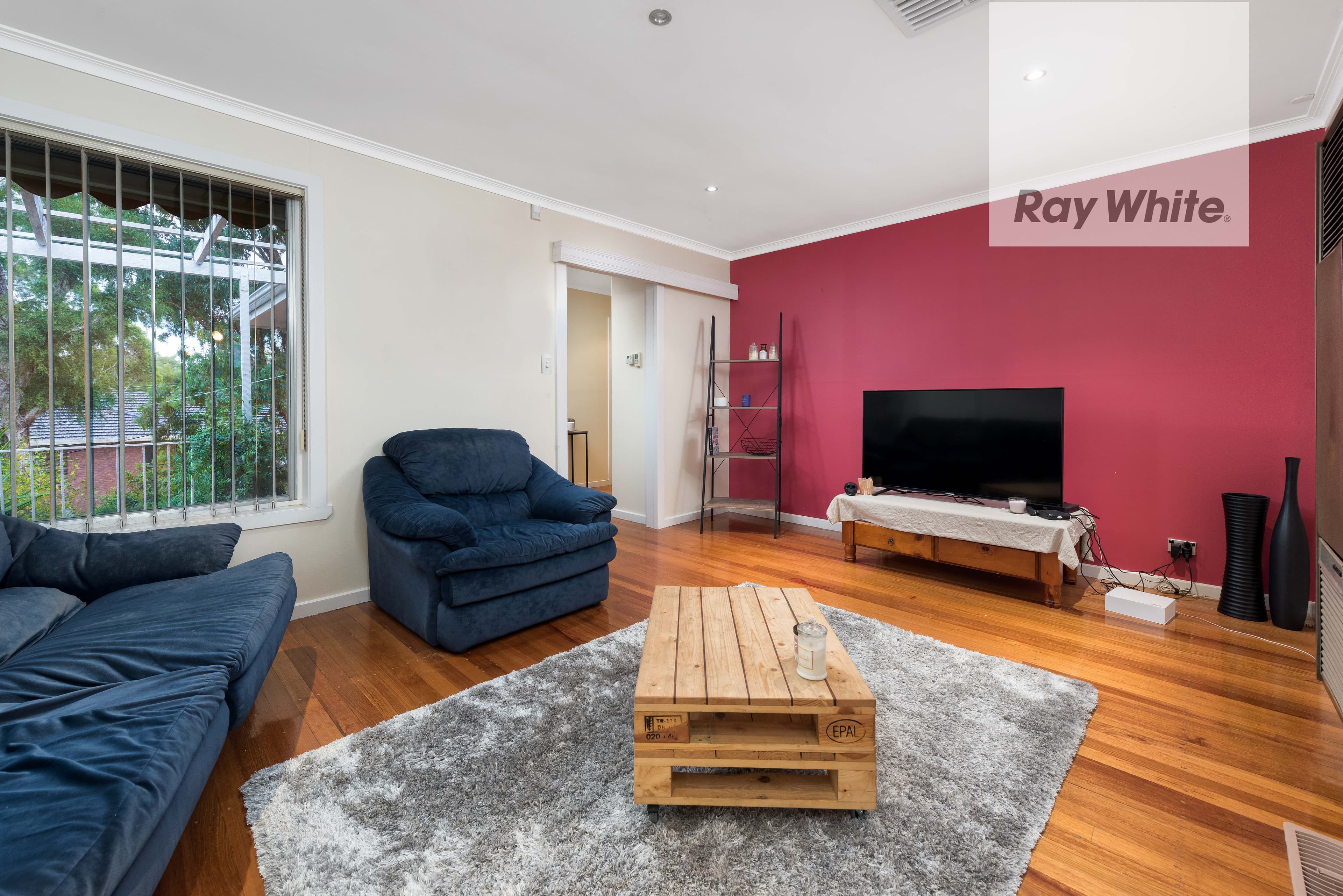 35 Byrne Crescent, Watsonia North VIC 3087, Watsonia North - Thumbnail 2