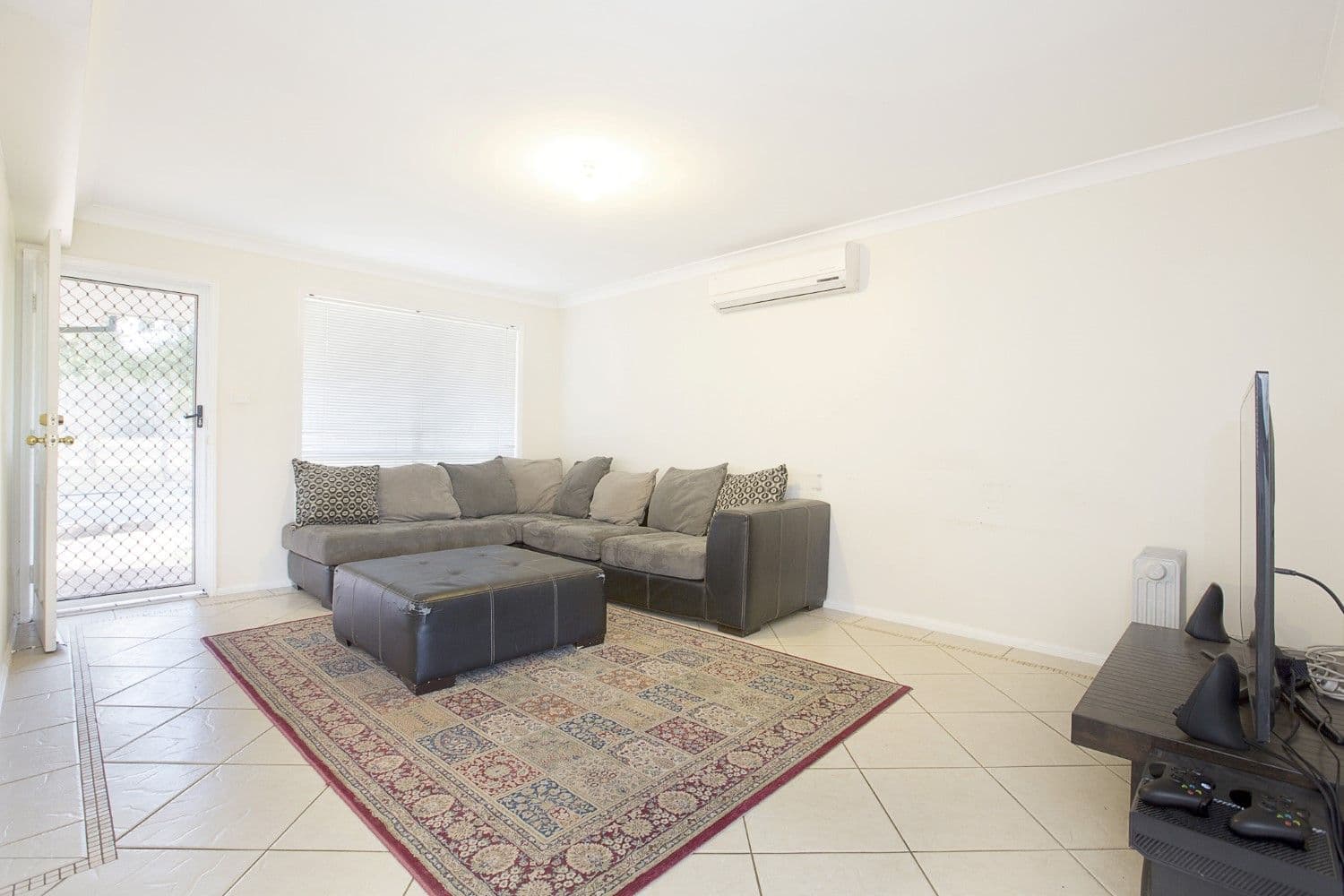 1 Buna Close, Glenmore Park - Thumbnail 2