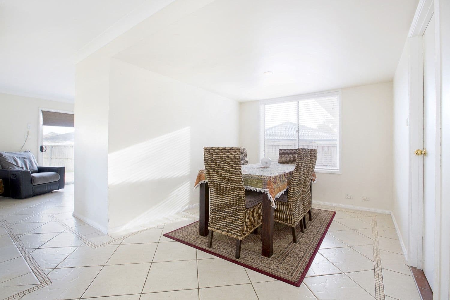 1 Buna Close, Glenmore Park - Thumbnail 3