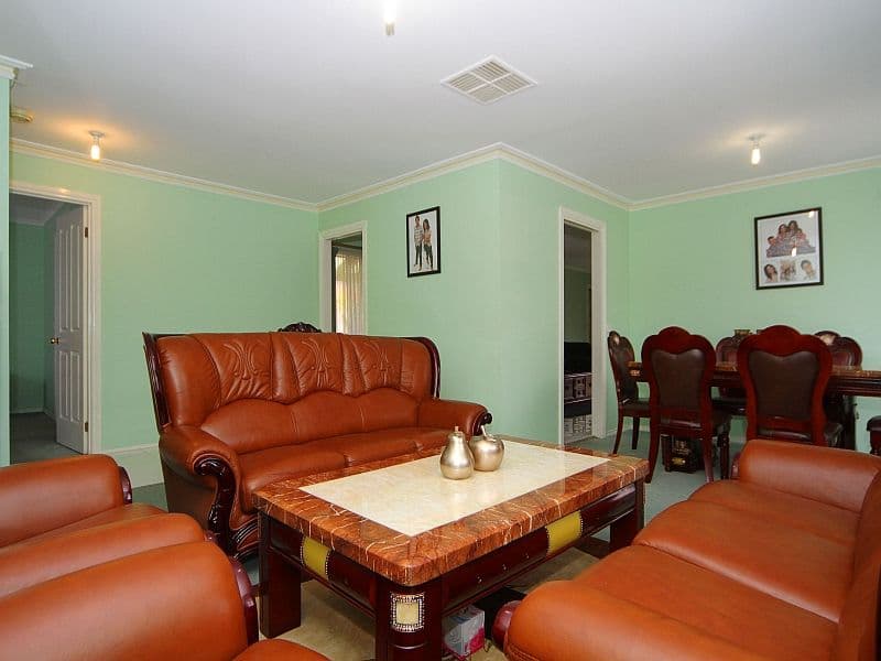 3 Butler Place, MILL PARK VIC 3082, Mill Park - Thumbnail 4