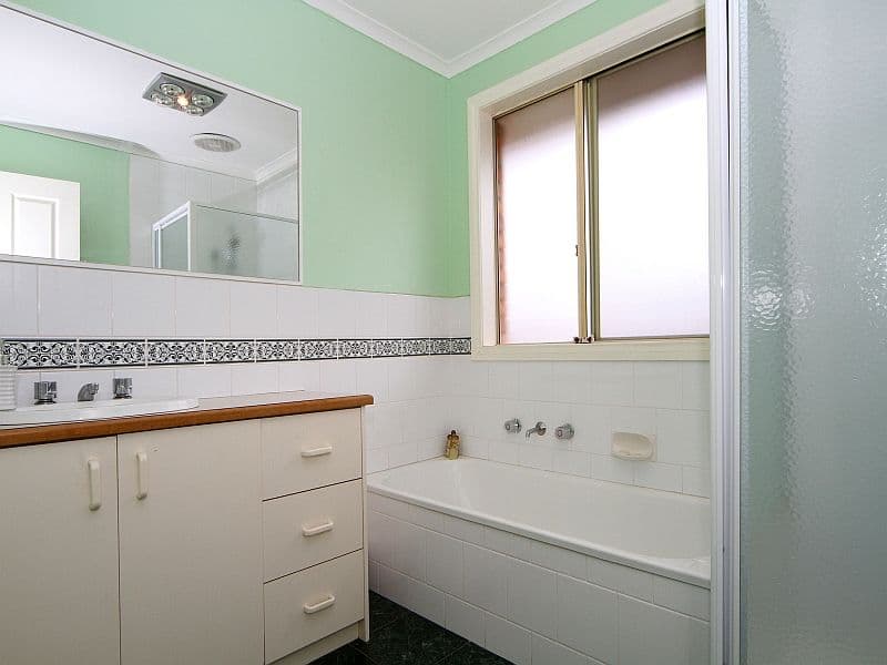 3 Butler Place, MILL PARK VIC 3082, Mill Park - Thumbnail 8