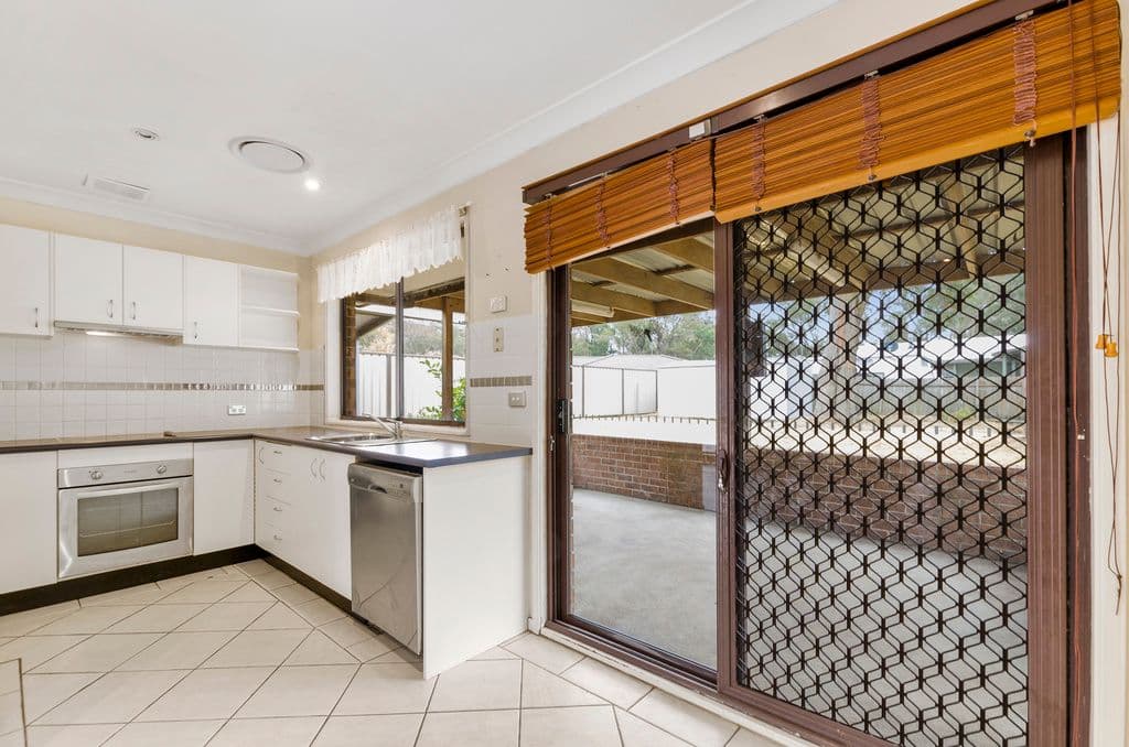 6 Telopea Road, Hill Top - Thumbnail 2