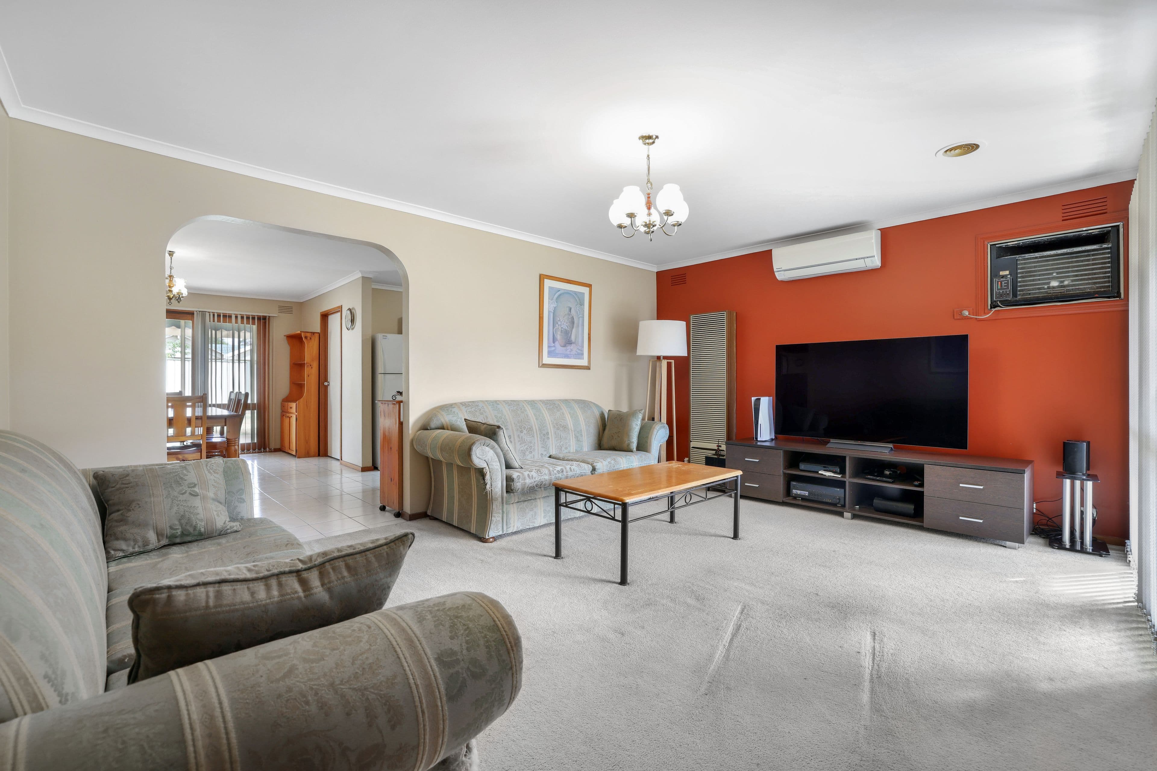 6 Arnold Court, Hoppers Crossing VIC 3029, Hoppers Crossing - Thumbnail 2
