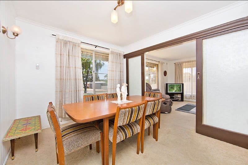 9 Rutherglen Avenue, VALLEY VIEW SA 5093, Valley View - Thumbnail 3
