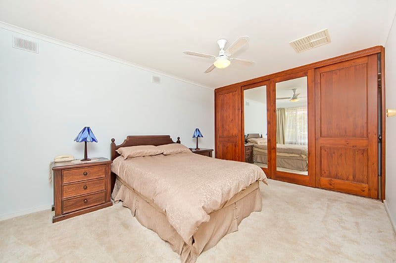 9 Rutherglen Avenue, VALLEY VIEW SA 5093, Valley View - Thumbnail 5