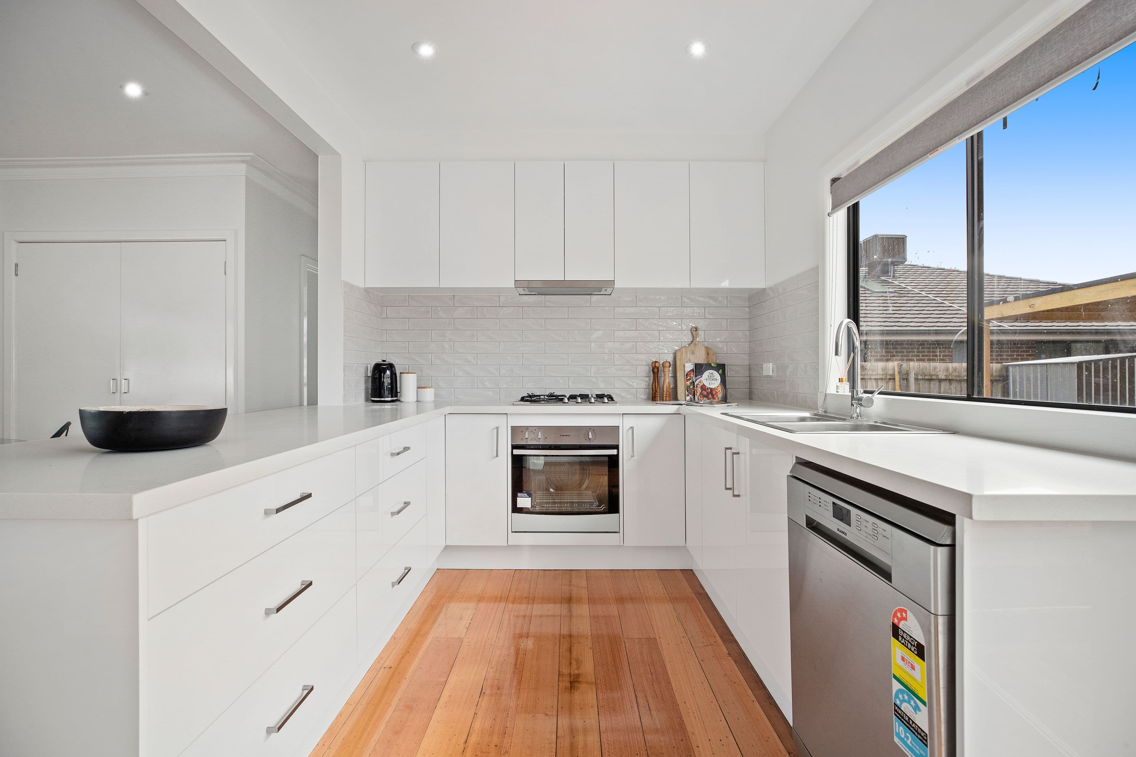 25 Piperita Road, Ferntree Gully VIC 3156, Ferntree Gully - Thumbnail 2
