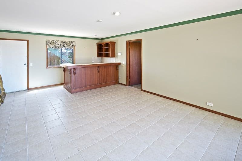 5 Reynolds Avenue, LABRADOR QLD 4215, Labrador - Thumbnail 6