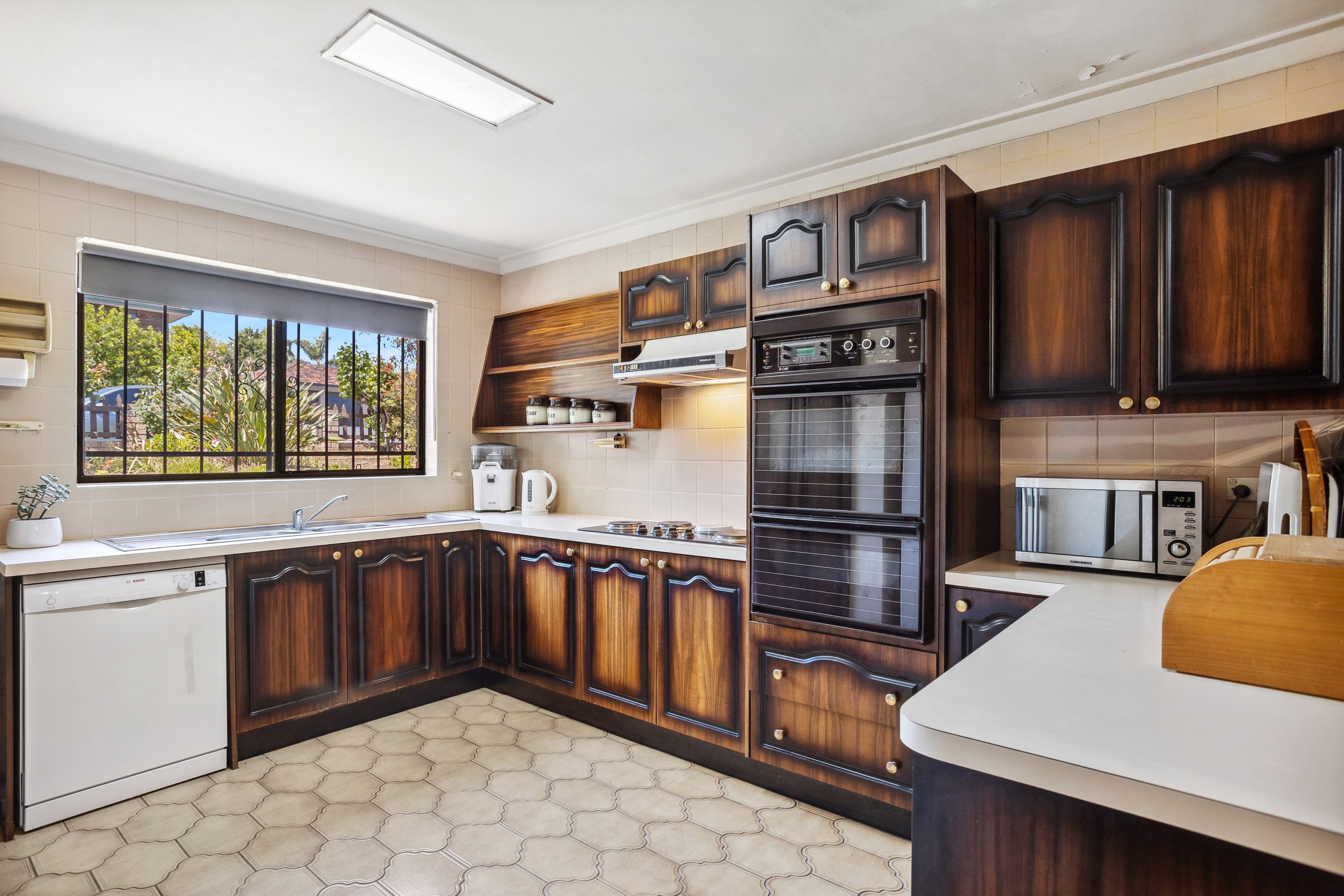 18 Megiddo Way, Duncraig WA 6023, Duncraig - Thumbnail 5