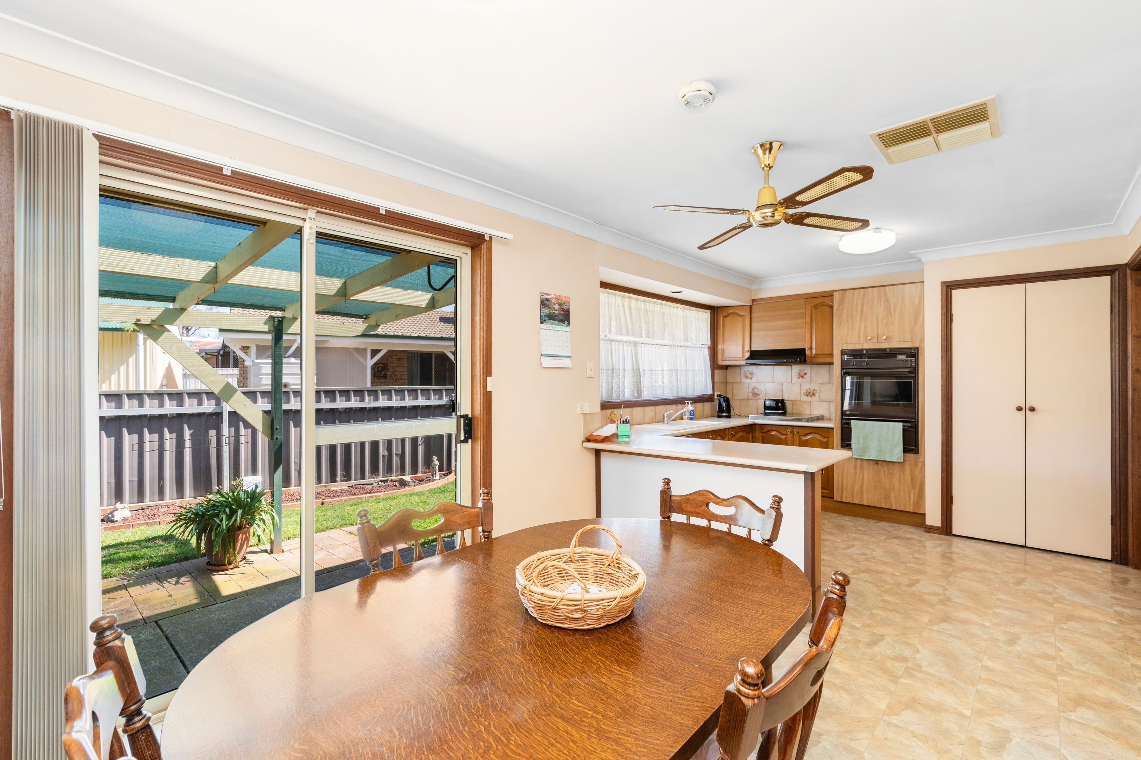 2 Kurrajong Avenue, FOREST HILL NSW 2651, Forest Hill - Thumbnail 6