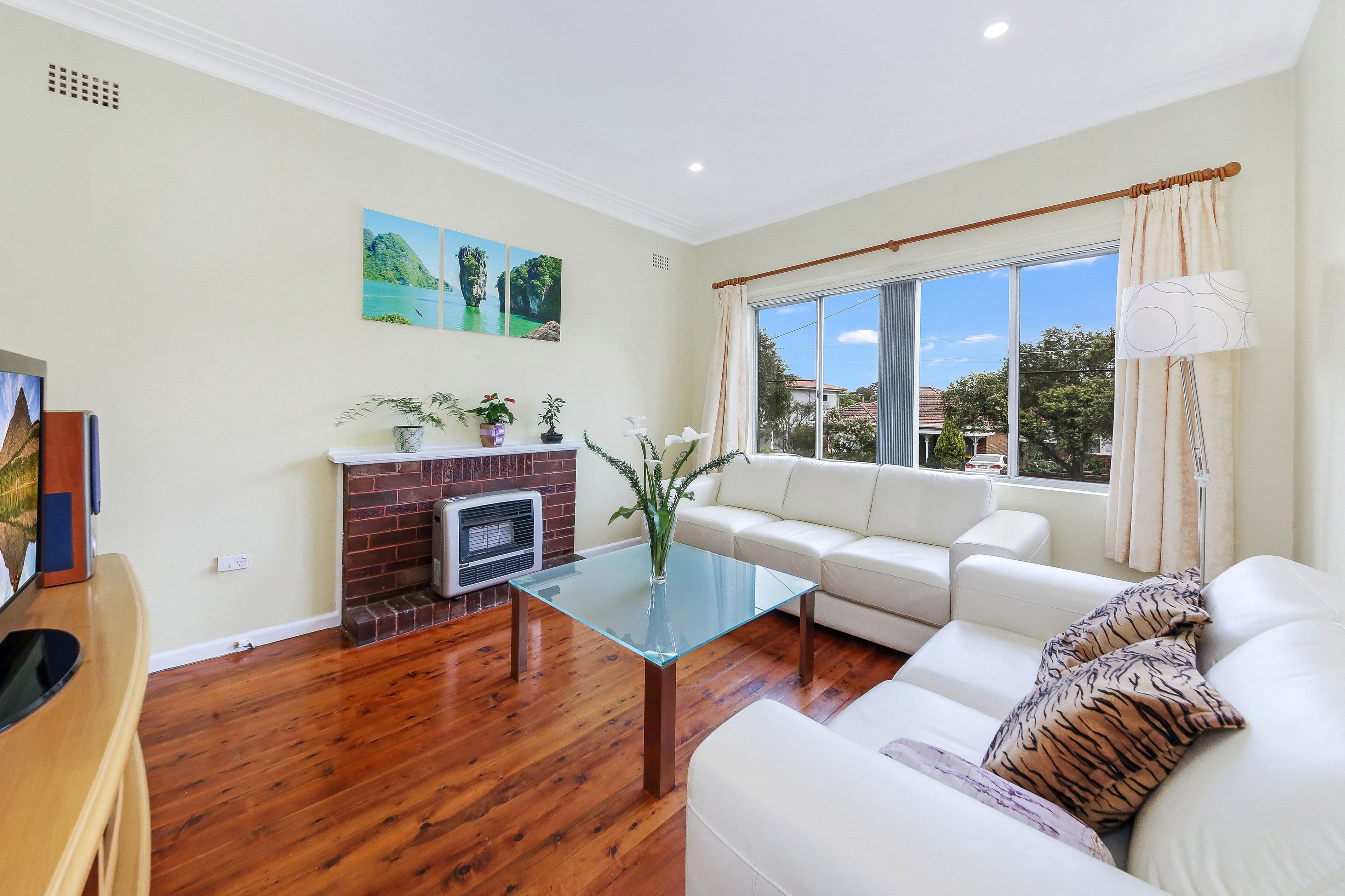 36 Mazarin Street, Riverwood NSW 2210, Riverwood - Thumbnail 2