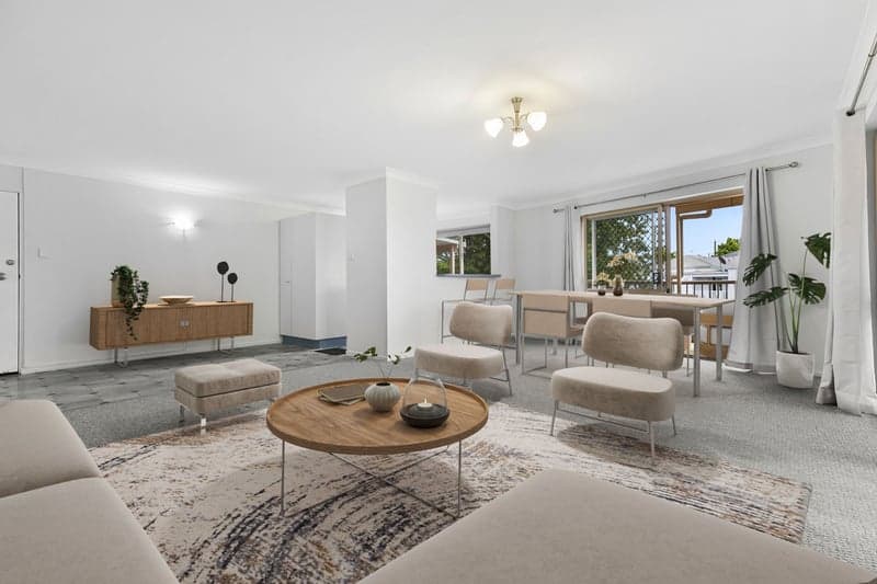 162 Prince Edward Parade, Scarborough - Thumbnail 4