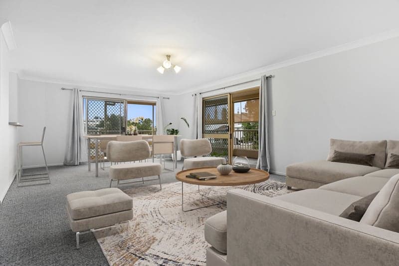 162 Prince Edward Parade, Scarborough - Thumbnail 5
