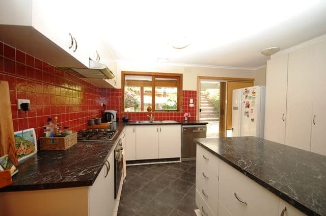 132 Quinn Crescent, Mount Evelyn VIC 3796, Mount Evelyn - Thumbnail 4
