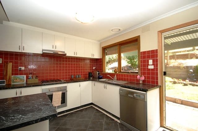 132 Quinn Crescent, Mount Evelyn VIC 3796, Mount Evelyn - Thumbnail 5