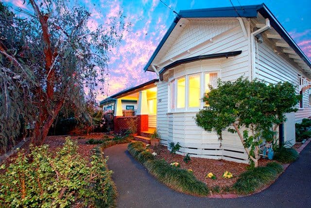 99 Henty Street, RESERVOIR VIC 3073, Reservoir - Thumbnail 2