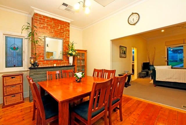 99 Henty Street, RESERVOIR VIC 3073, Reservoir - Thumbnail 4