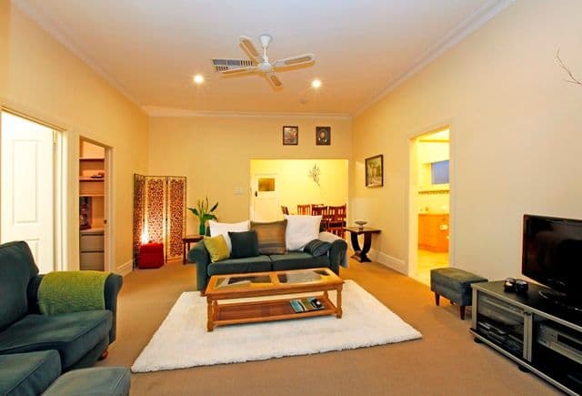 99 Henty Street, RESERVOIR VIC 3073, Reservoir - Thumbnail 5
