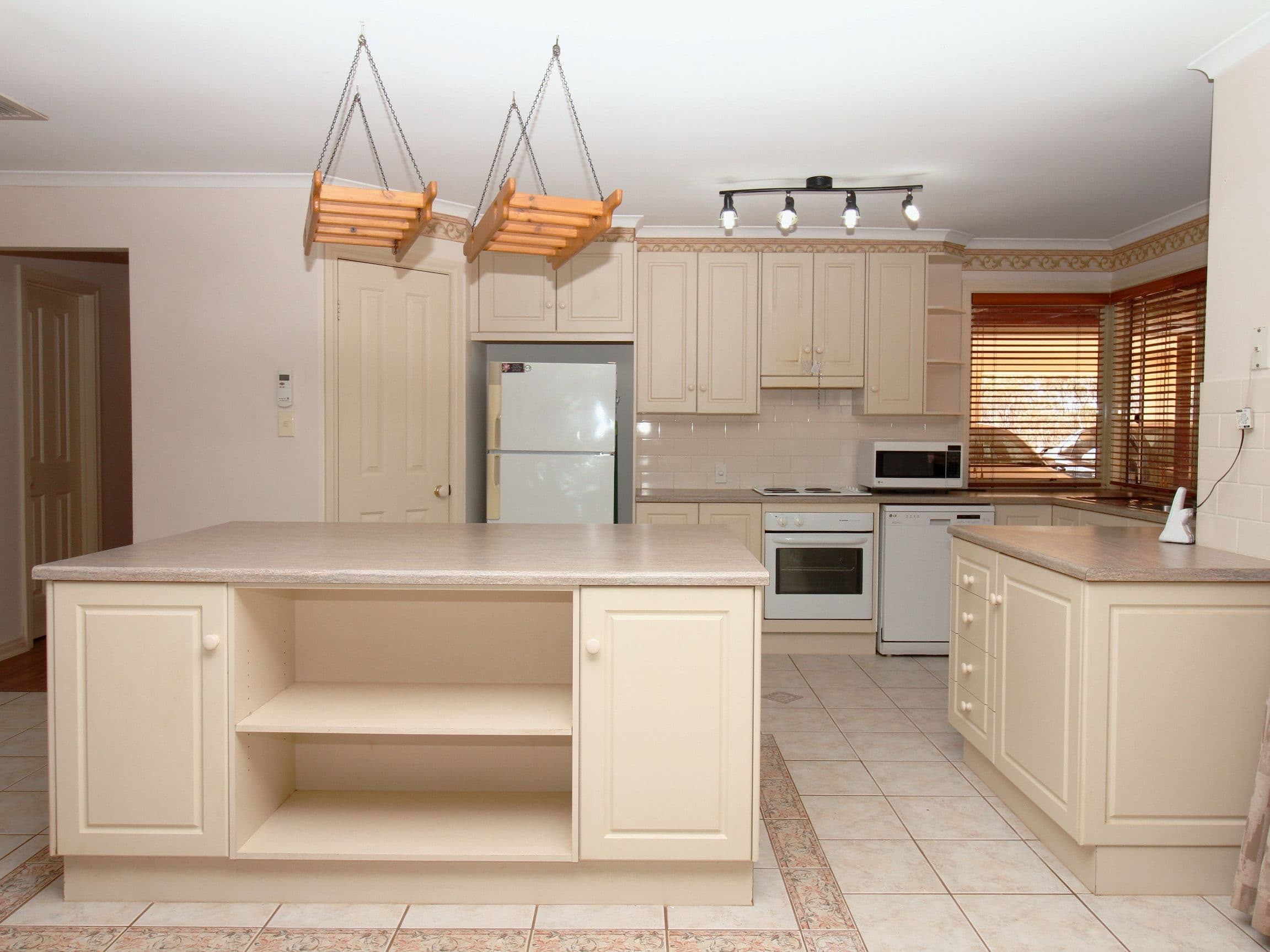 194 Golledge Road, Monash SA 5342, Monash - Thumbnail 2