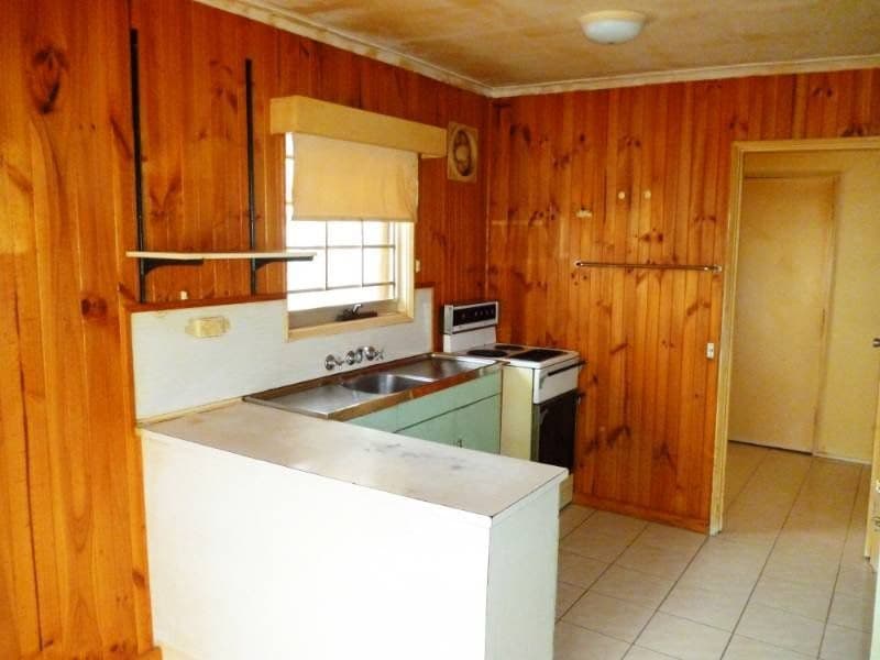 8 Steventson Street, Deer Park - Thumbnail 3