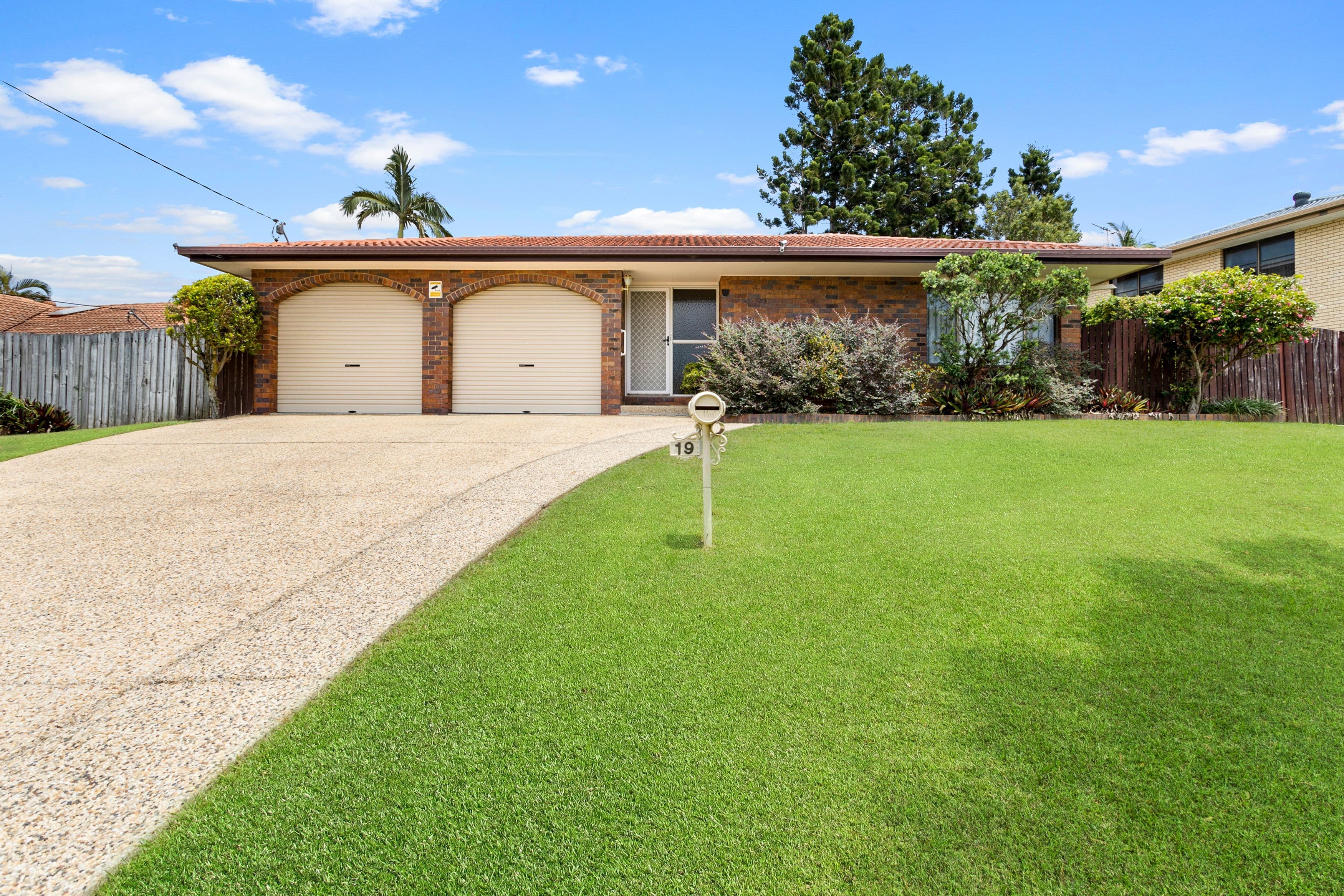 19 Bordeau Crescent, Petrie QLD 4502, Petrie - Thumbnail 2