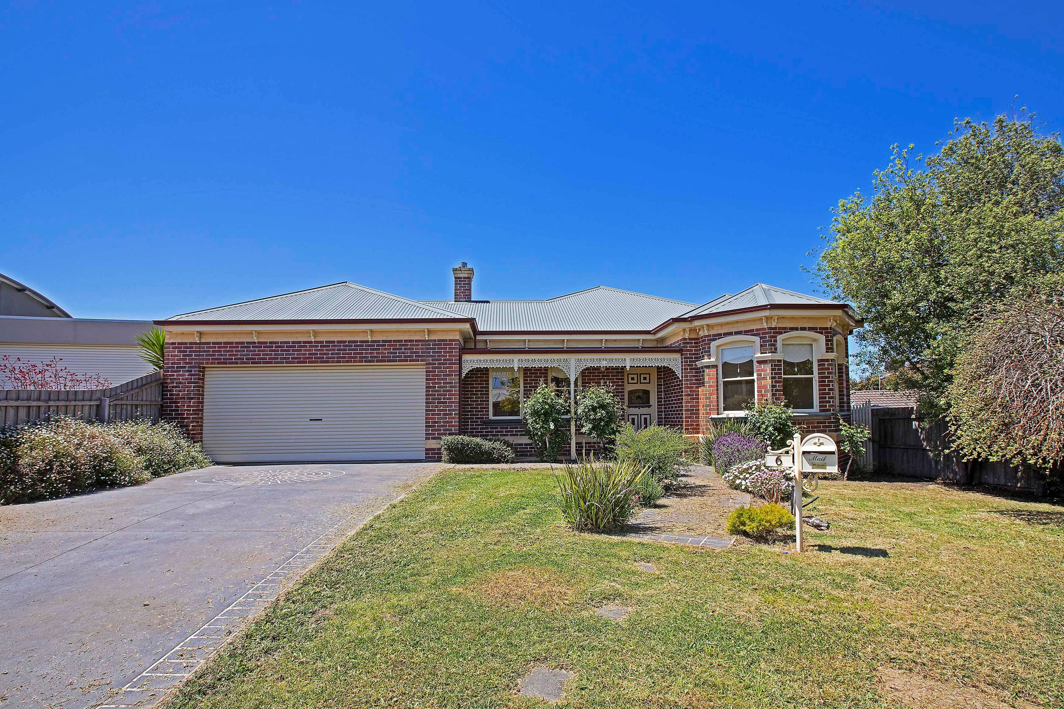 6 Wickenby Court, Highton VIC 3216, Highton - Image 1