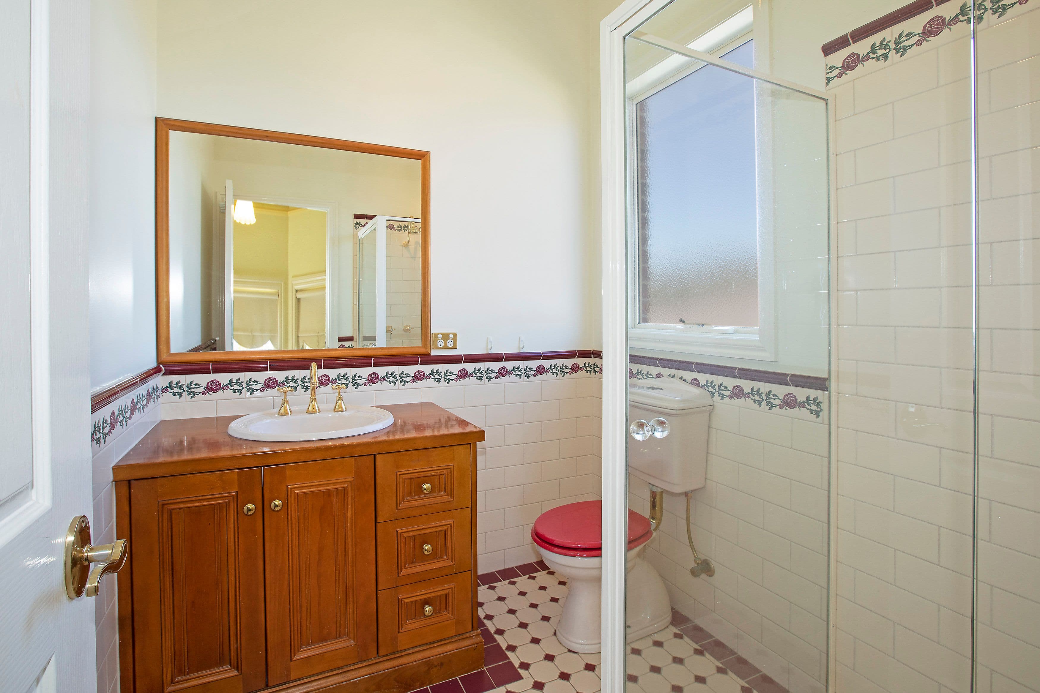 6 Wickenby Court, Highton VIC 3216, Highton - Thumbnail 6