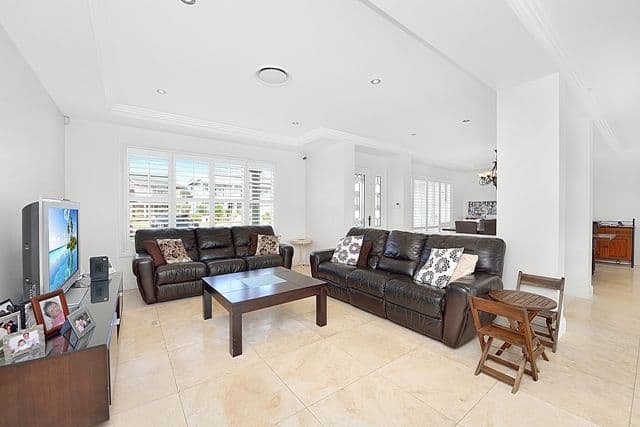 11 Cordeaux Crescent, Sylvania Waters NSW 2224, Sylvania Waters - Thumbnail 7