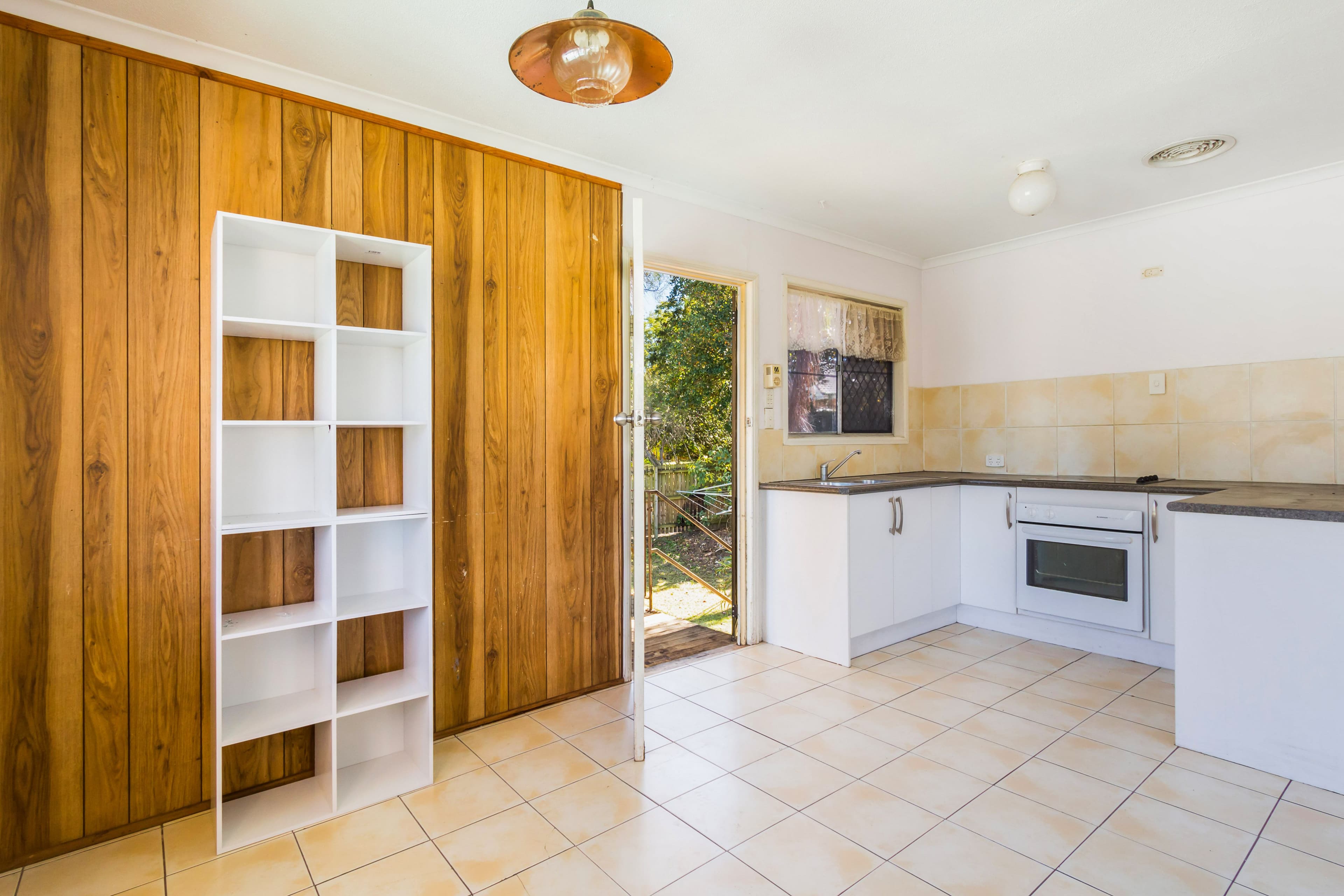 7 Edward Street, Woodridge QLD 4114, Woodridge - Thumbnail 3