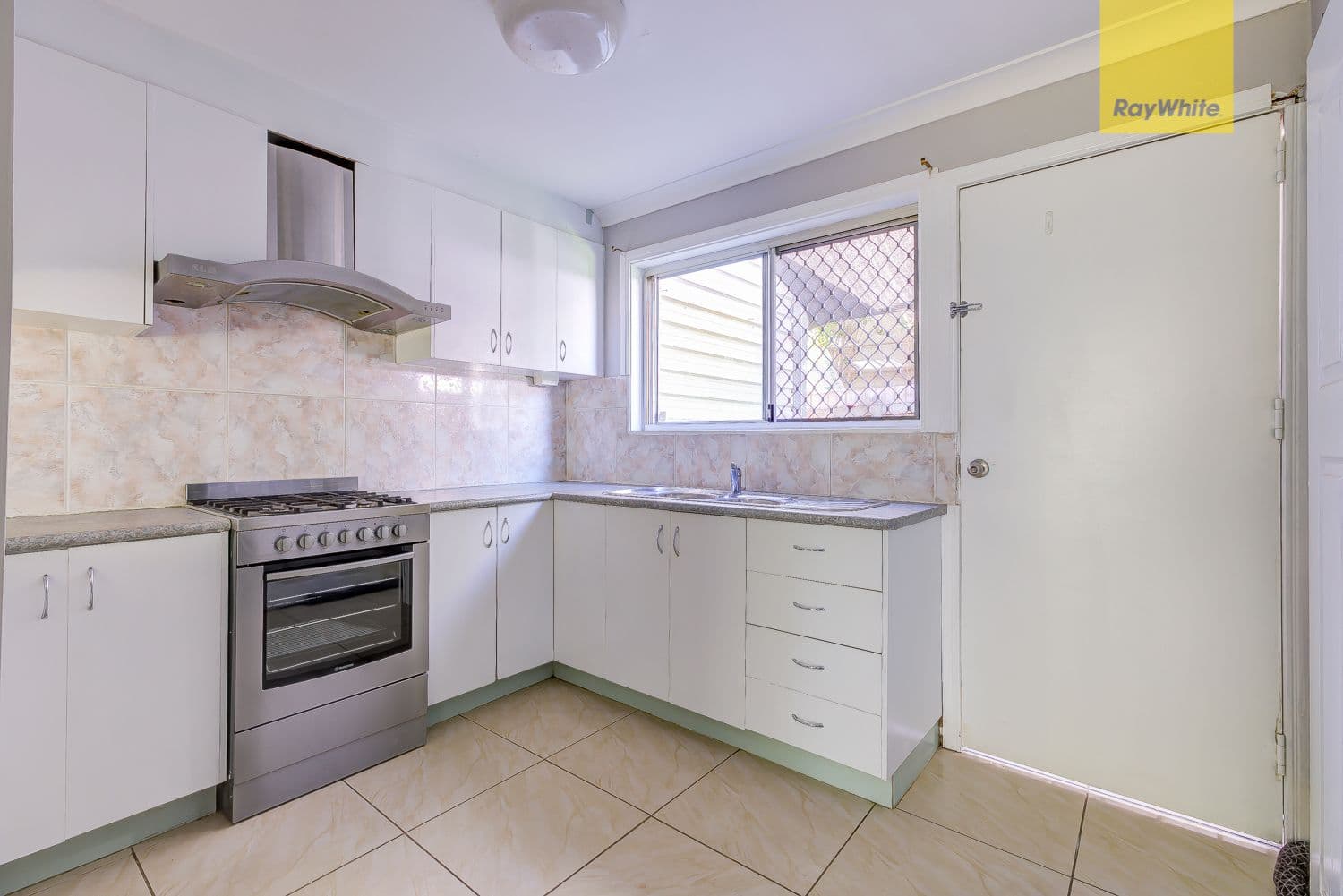 50 Blackwood Road, Logan Central QLD 4114, Logan Central - Thumbnail 5