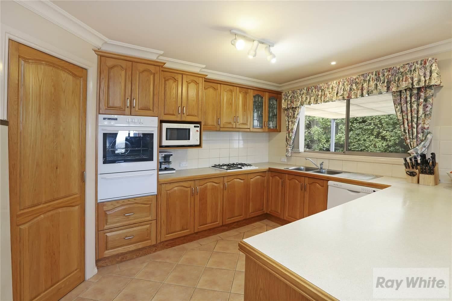 20 Dane Avenue, Bell Post Hill VIC 3215, Bell Post Hill - Thumbnail 3