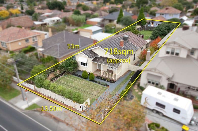 55 Golf Links Avenue, OAKLEIGH VIC 3166, Oakleigh - Thumbnail 2