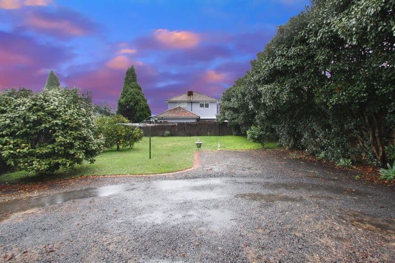 55 Golf Links Avenue, OAKLEIGH VIC 3166, Oakleigh - Thumbnail 3