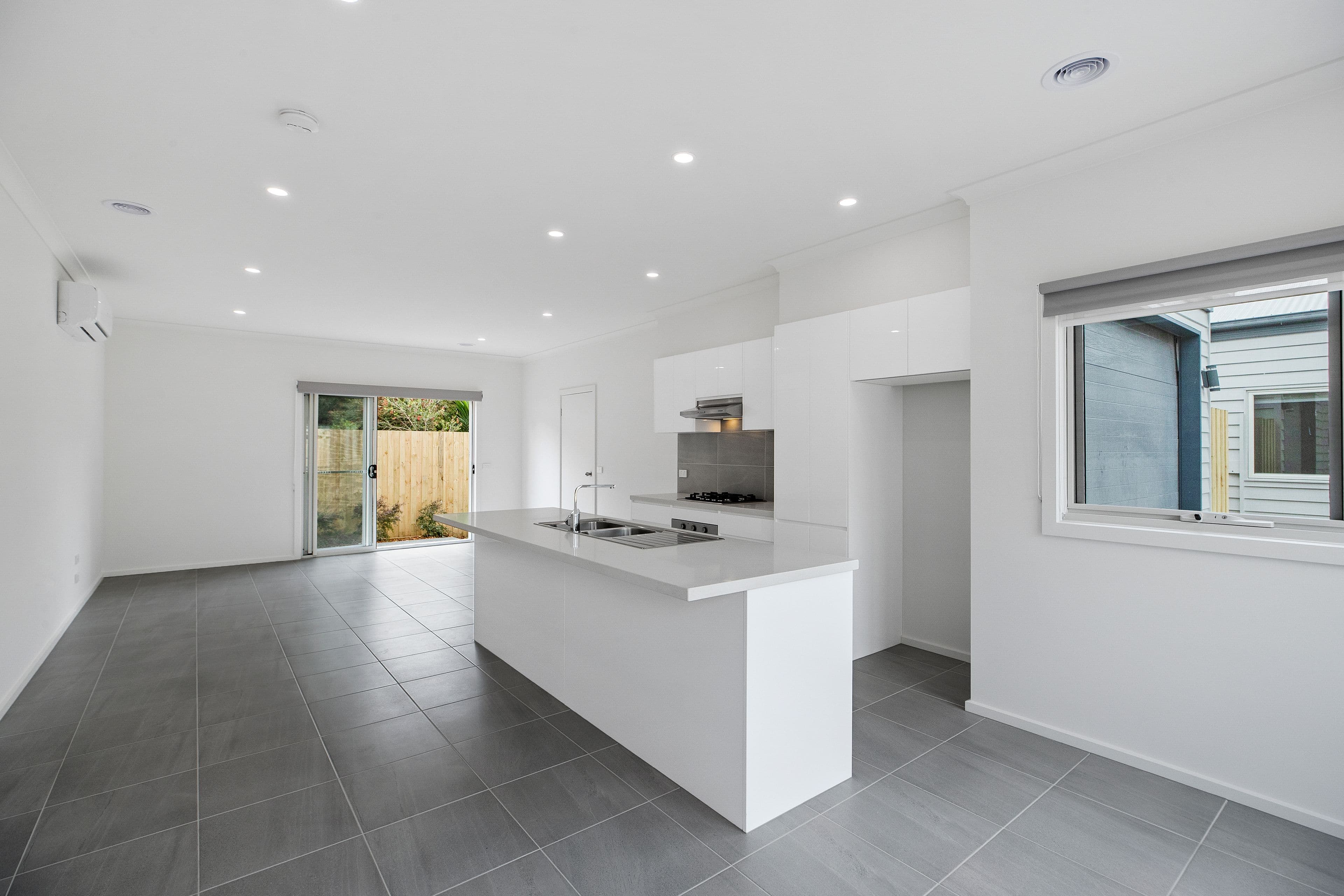 34 Orchard Street, KILSYTH VIC 3137, Kilsyth - Thumbnail 3