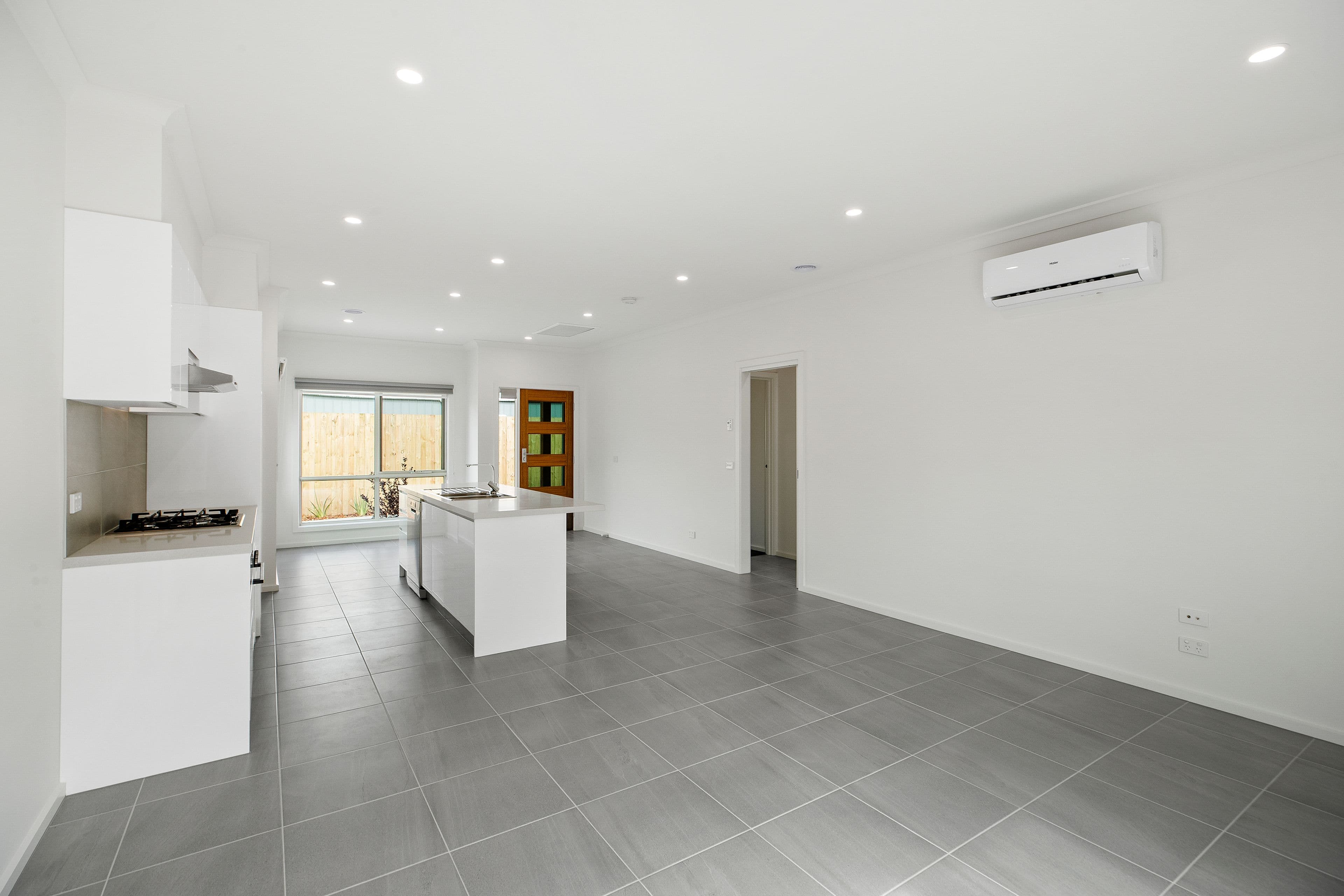 34 Orchard Street, KILSYTH VIC 3137, Kilsyth - Thumbnail 4