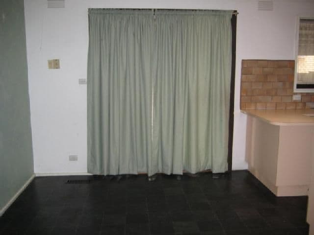 1a Ralph Avenue, St Albans VIC 3021, St Albans - Thumbnail 3