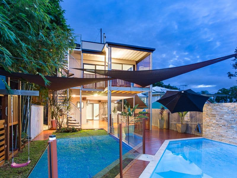77 Miles Street, HAWTHORNE QLD 4171, Hawthorne - Thumbnail 2