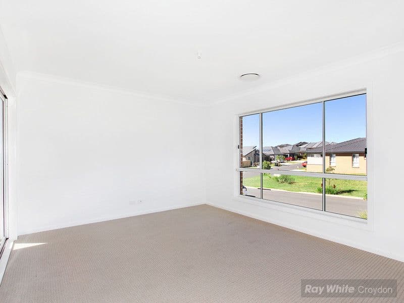 11 Pyrossia Street, MOUNT ANNAN NSW 2567, Mount Annan - Thumbnail 7