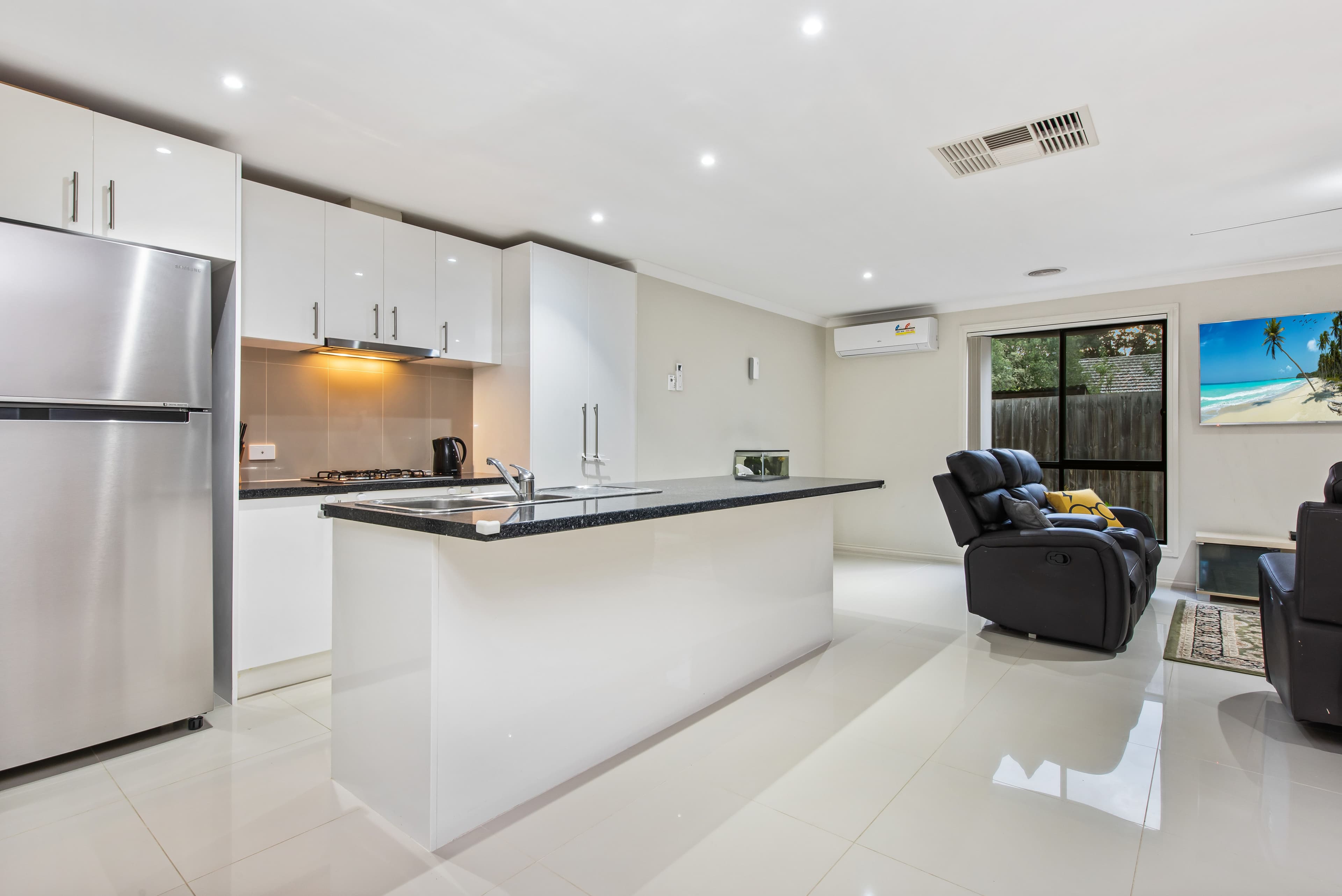 7A Charles Street, Pakenham VIC 3810, Pakenham - Thumbnail 4