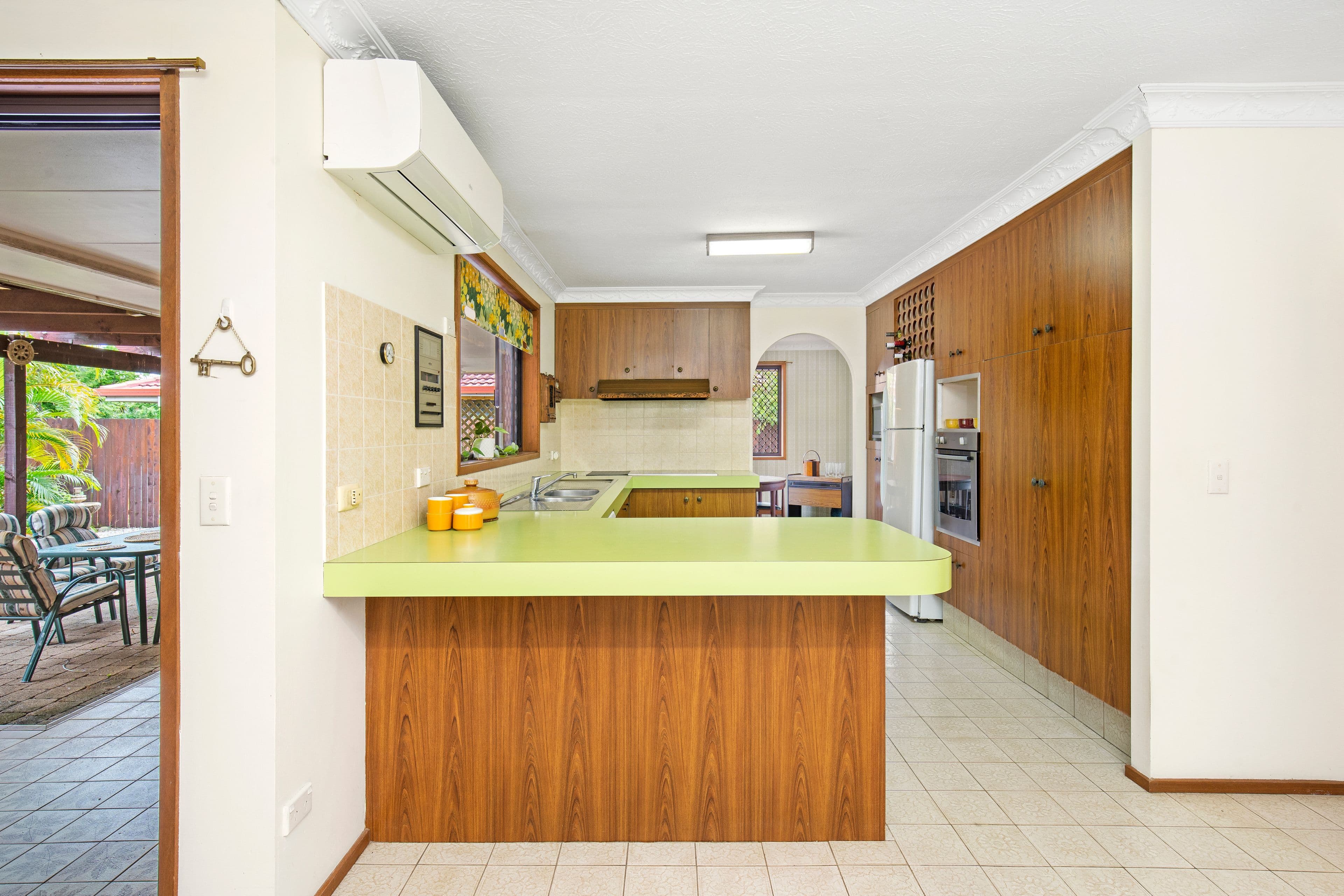 7 Arcadia Drive, Mermaid Waters QLD 4218, Mermaid Waters - Thumbnail 2