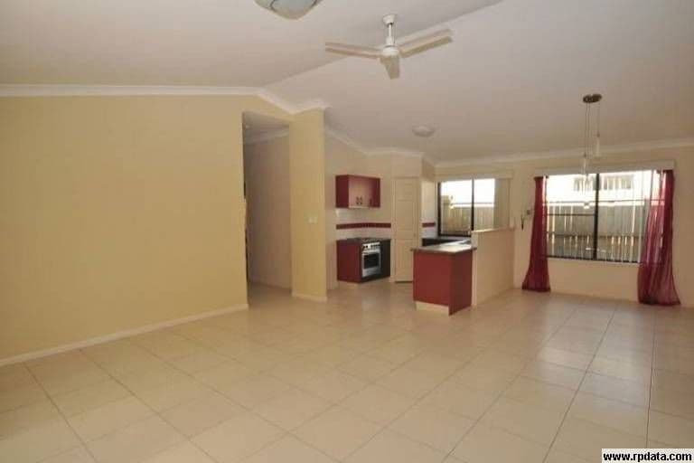 31 Serafina Drive, HELENSVALE QLD 4212, Helensvale - Thumbnail 3