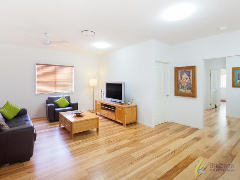 13 Sophia Street,  Kenmore, Kenmore - Thumbnail 3