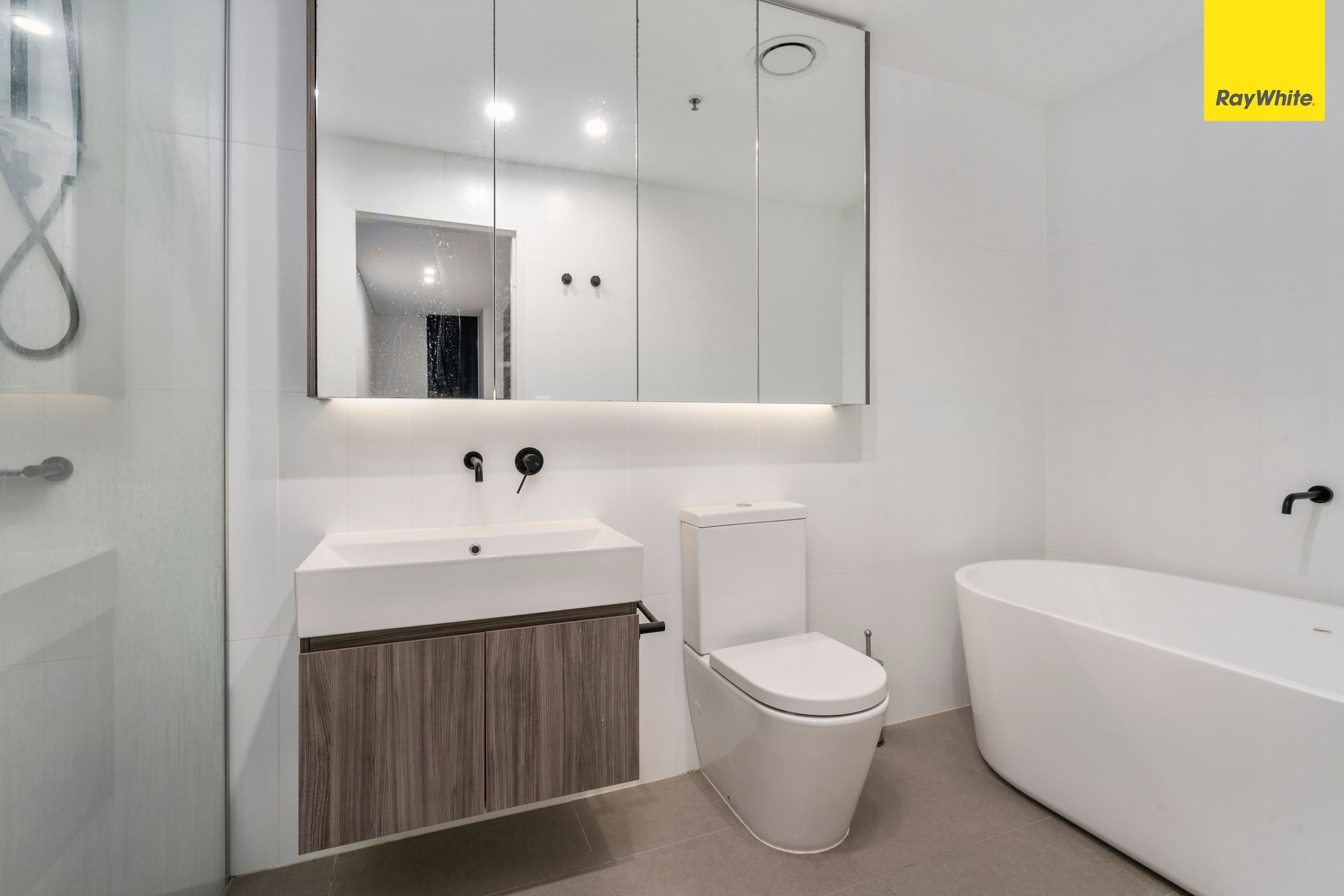 6A Atkinson Street, Liverpool NSW 2170, Liverpool - Thumbnail 5