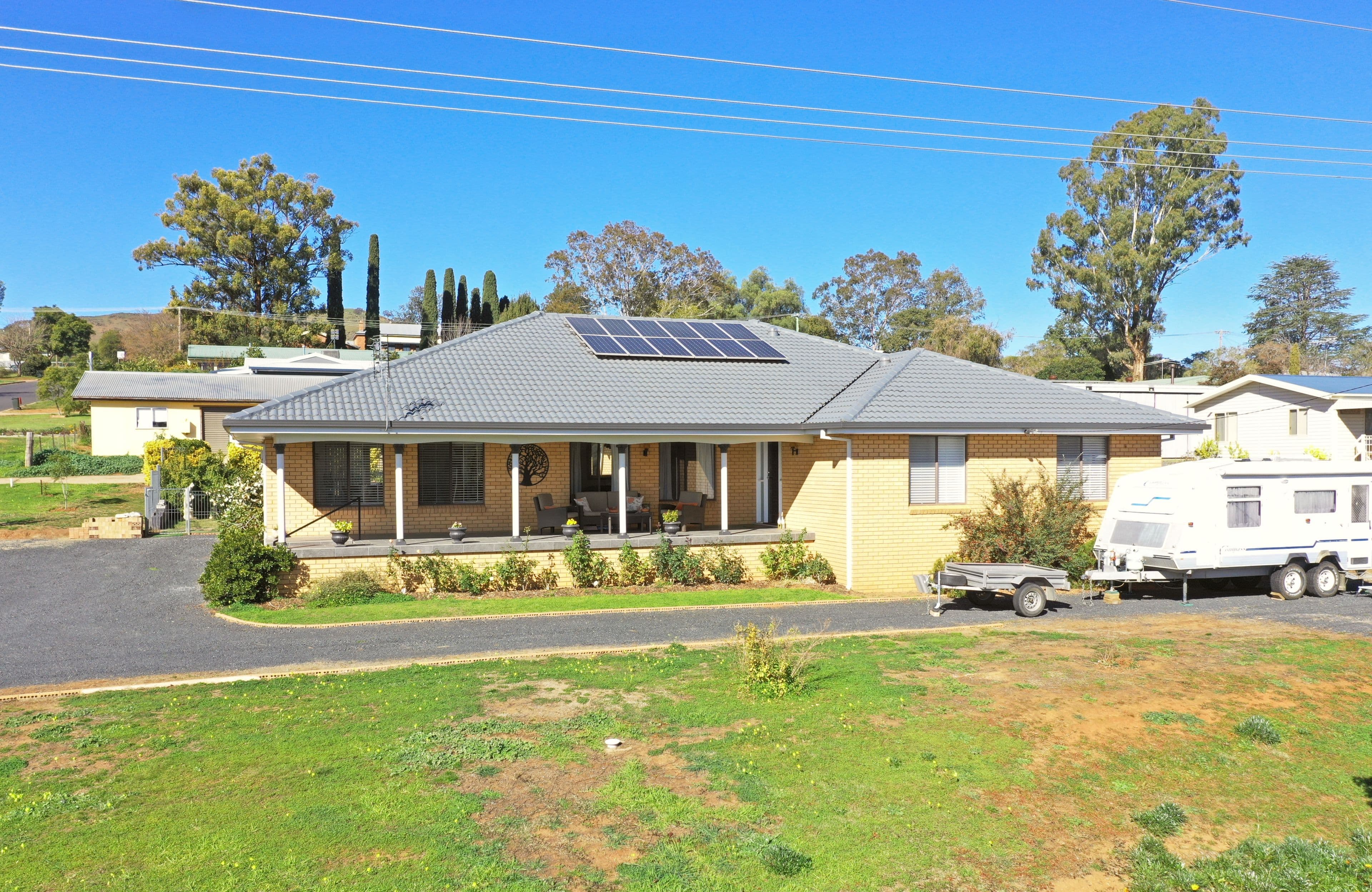35 Luke Street, Gundagai NSW 2722, Gundagai - Image 1