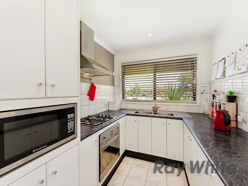 14 Currunghi Court, St Albans VIC 3021, St Albans - Thumbnail 5