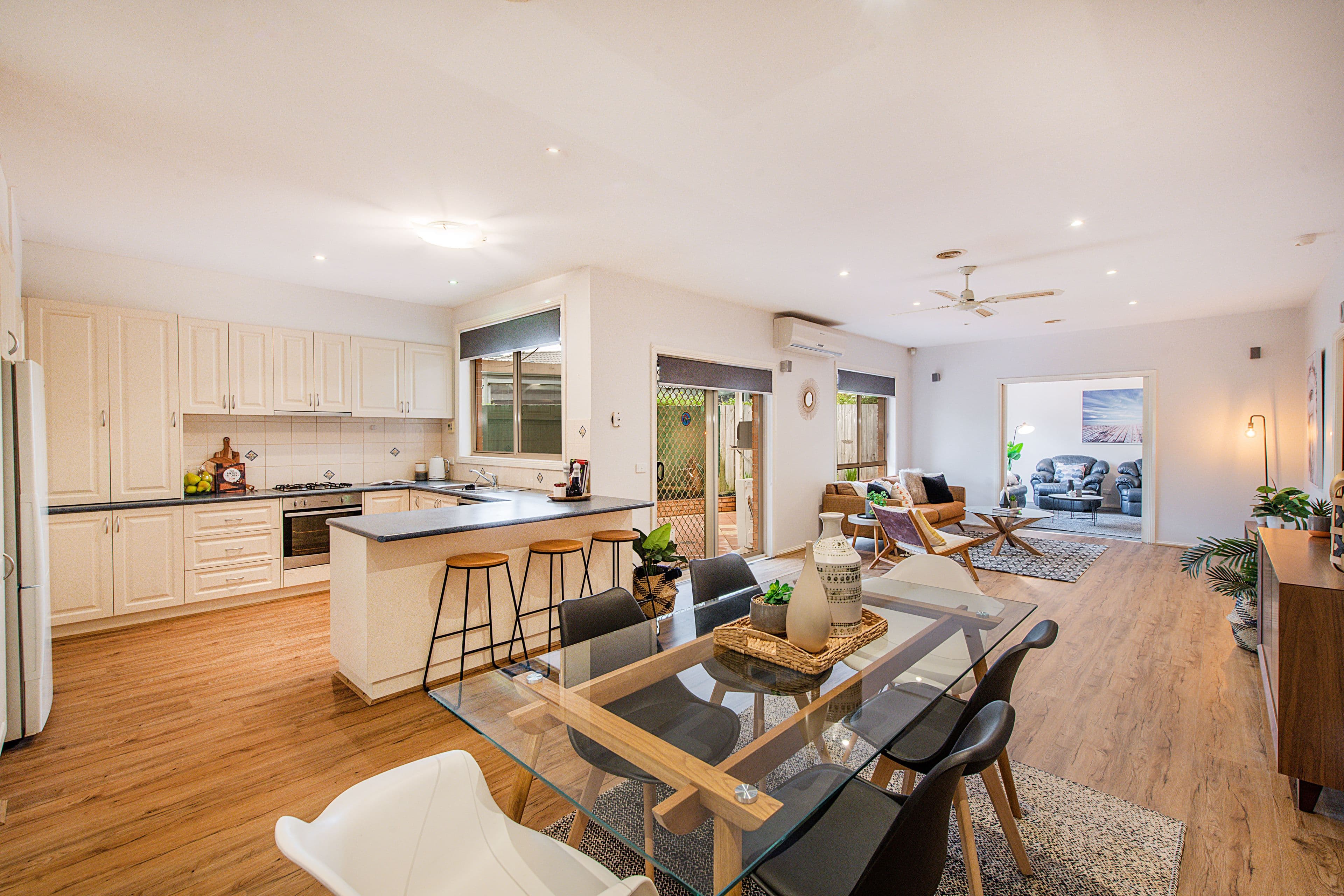15 Mountain Ash Court, Upper Ferntree Gully VIC 3156, Upper Ferntree Gully - Thumbnail 3