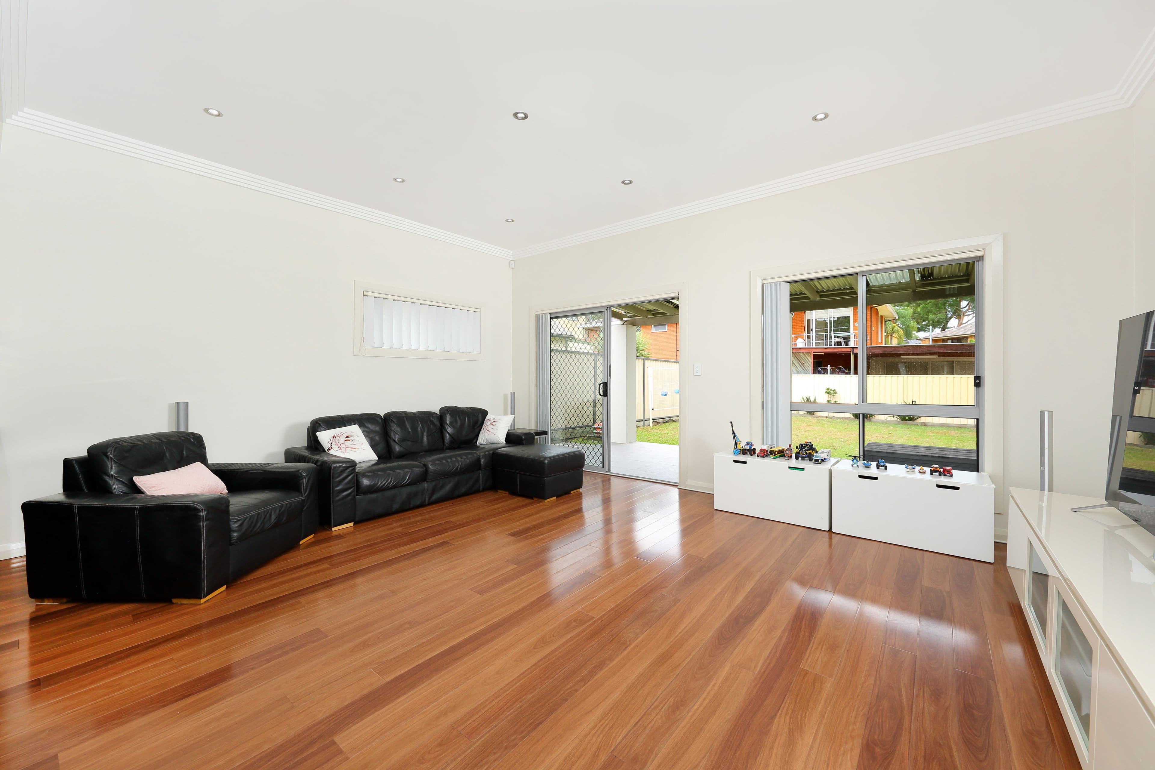 45 Roberts Avenue, Mortdale - Thumbnail 3