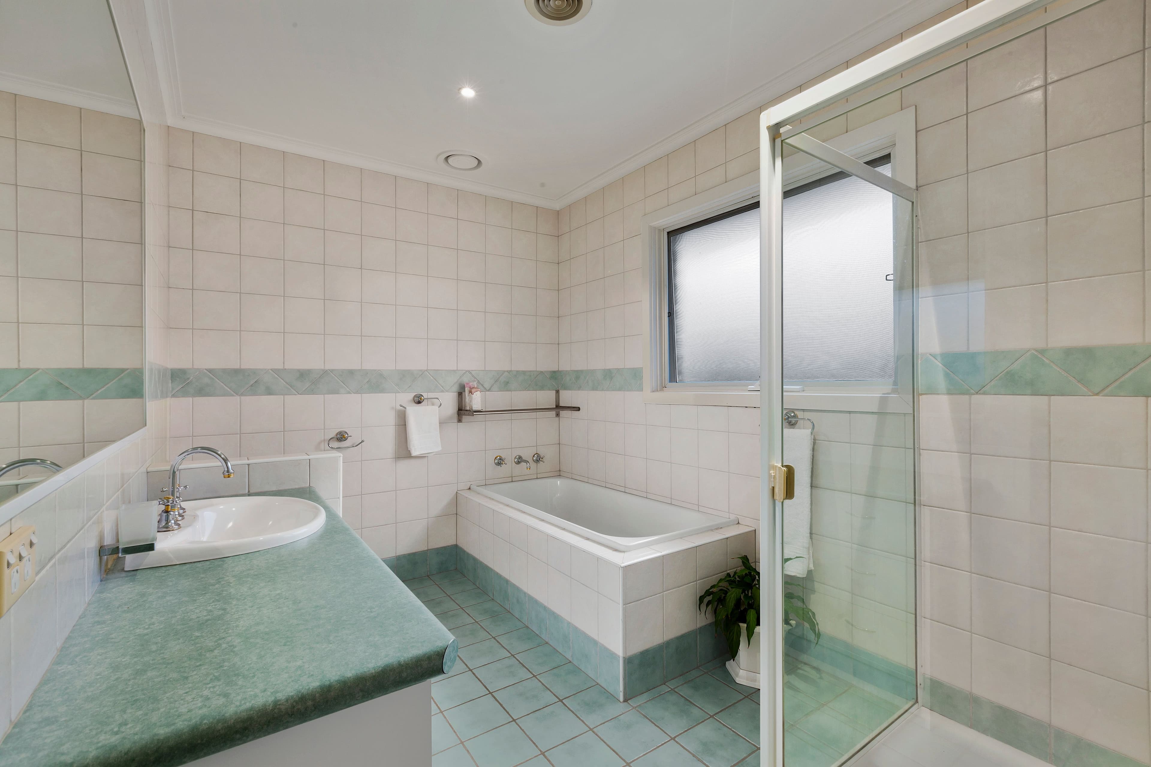 12 Murillo Court, Doncaster VIC 3108, Doncaster - Thumbnail 7