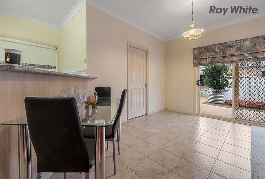16 Squires Court, Caroline Springs VIC 3023, Caroline Springs - Thumbnail 6