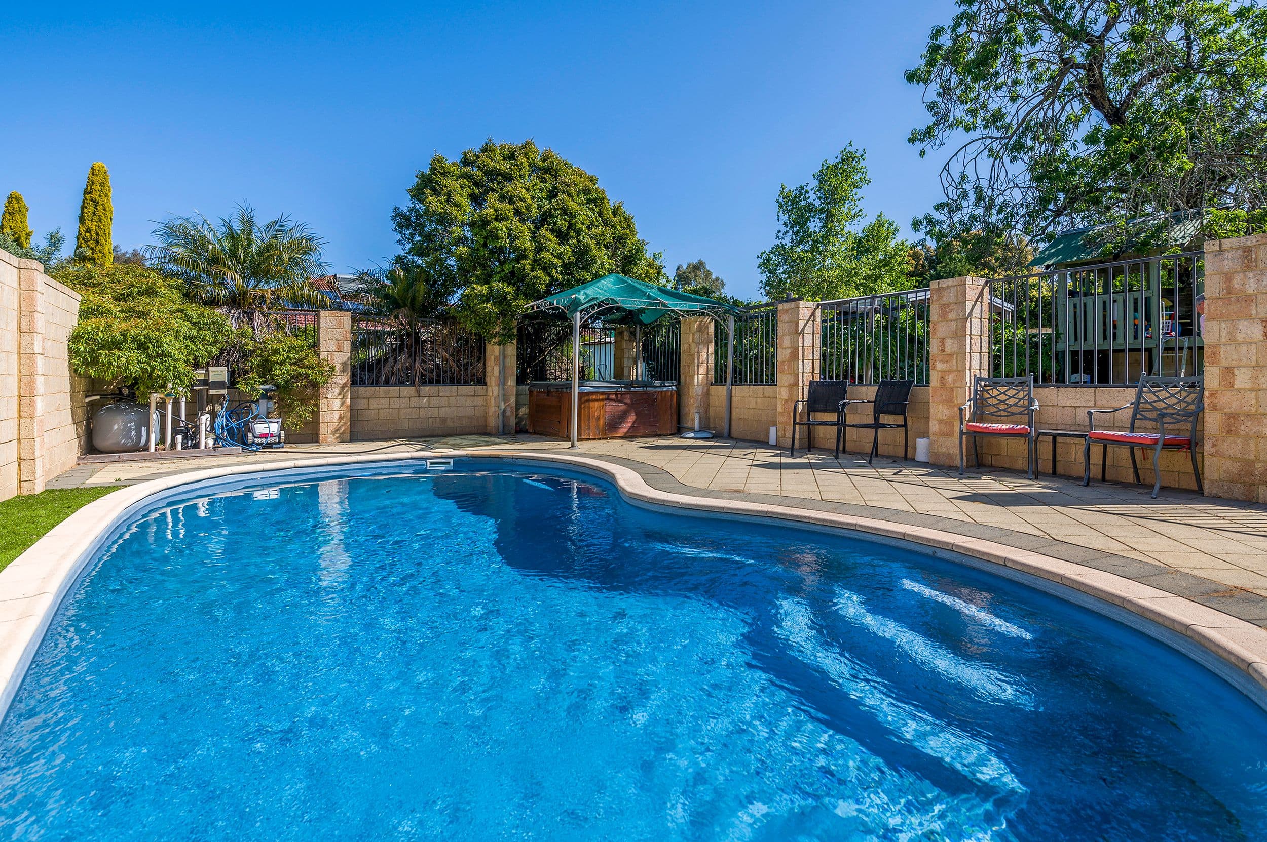 10 Willcox Street, Chidlow WA 6556, Chidlow - Thumbnail 2