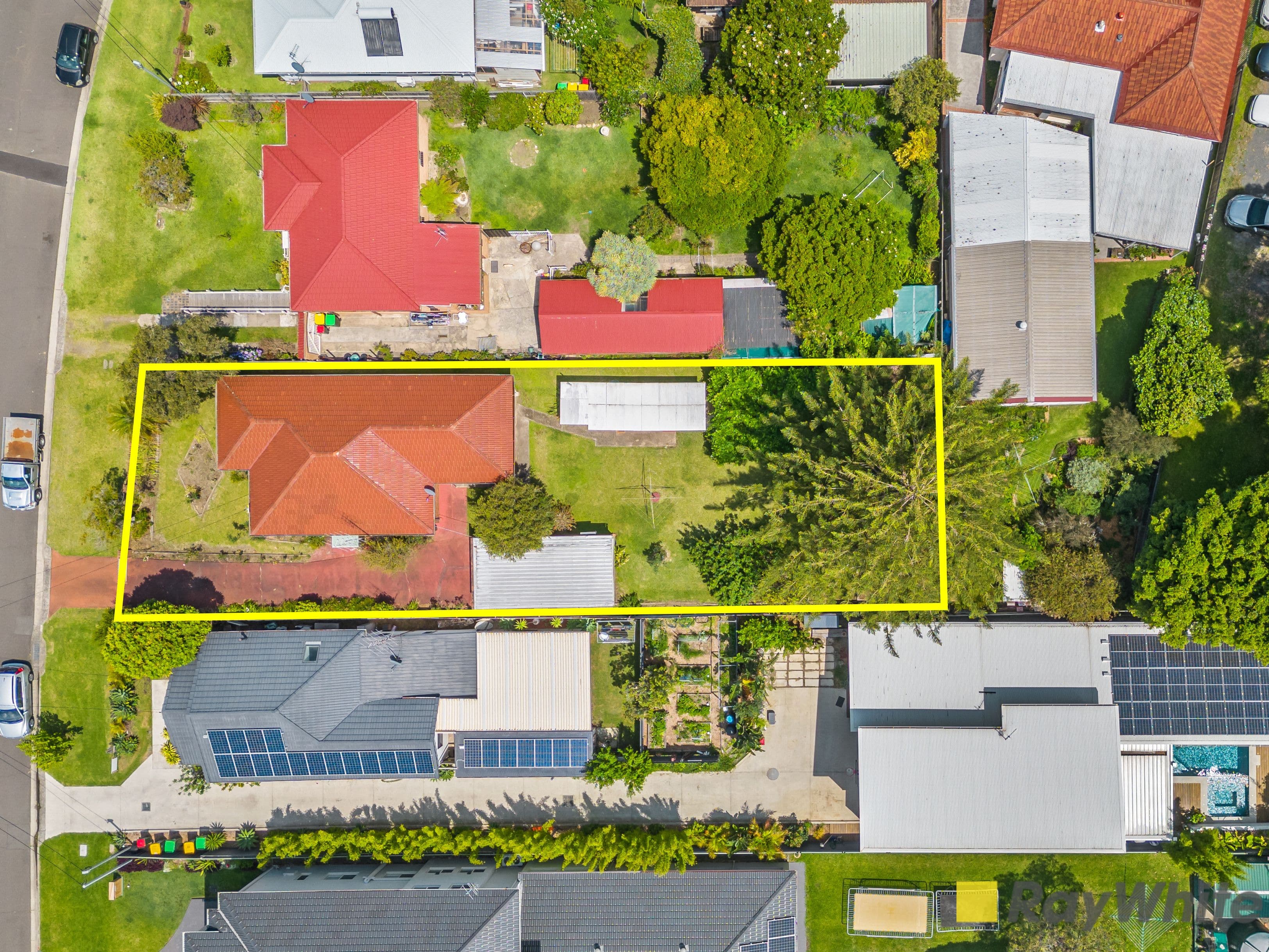 14 Royal Crescent, Woonona NSW 2517, Woonona - Thumbnail 3